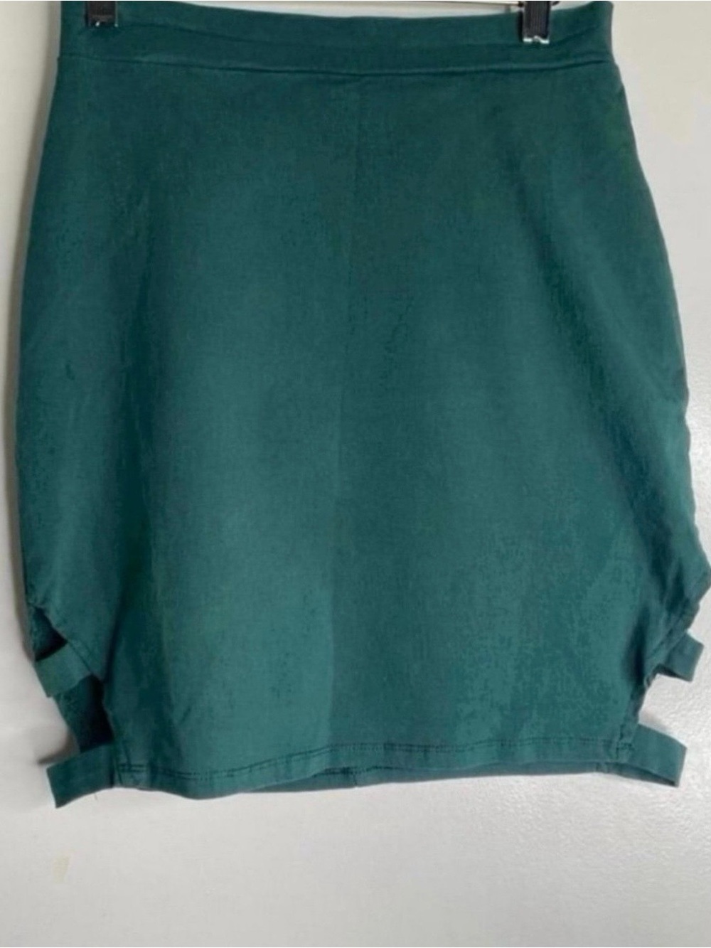 Charlotte Russe Green Mini Skirt Women’s Medium
